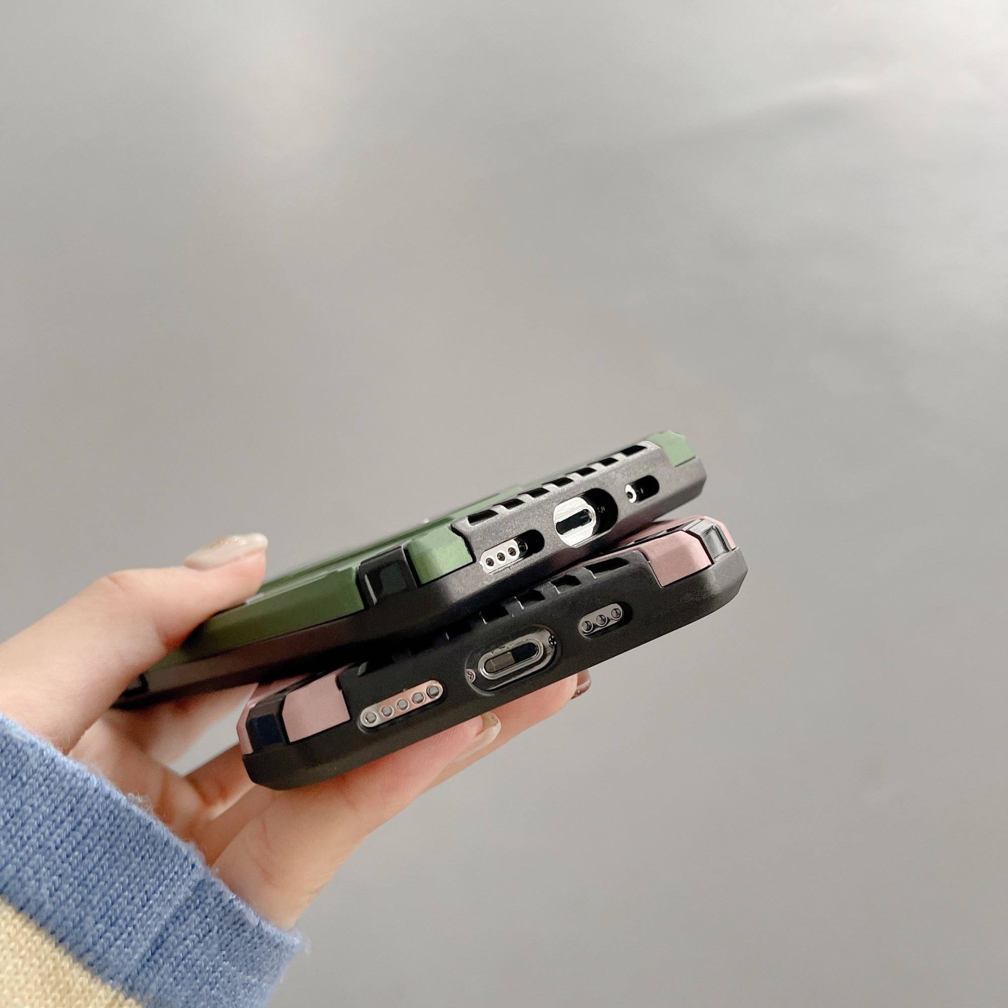 Husa de protectie pentru Apple iPhone 13 Mini Defender Sergeant Brave cu suport, Verde