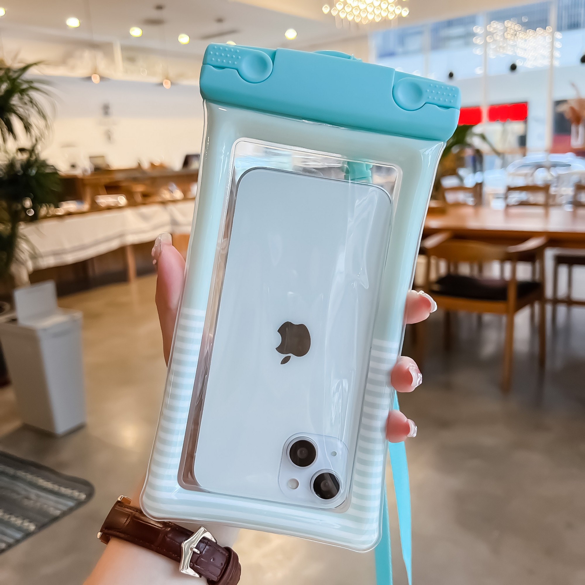 Husa subacvatica Cushion Waterproof, Snowproof, Universala, Dungata, cu Snur, pentru telefon sau do