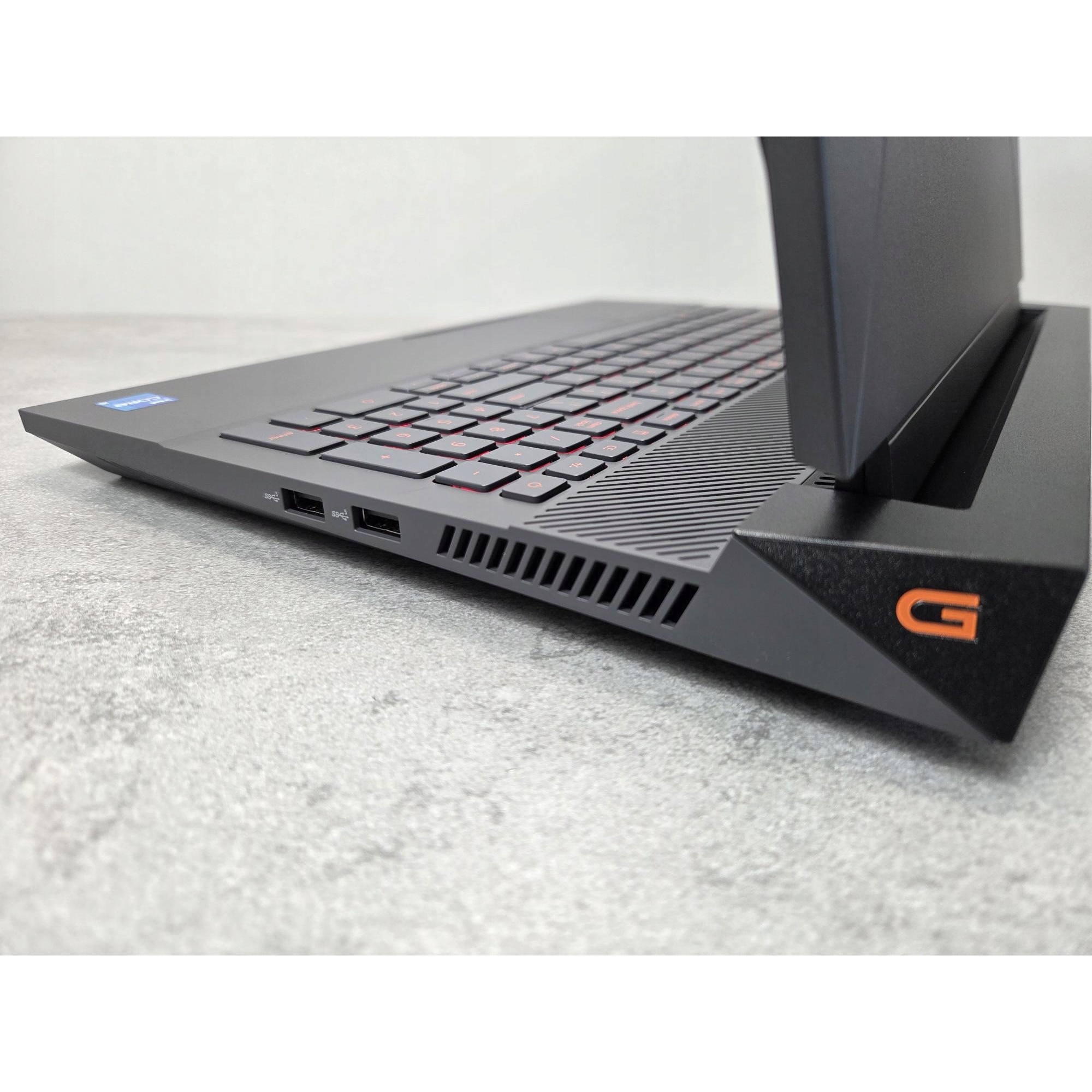 Laptop Dell G15 5530 (18971559880) Intel Core i5-13450HX, 15,6" FHD 165 Hz, 16GB DDR5, 512GB SSD NVMe, NVIDIA GeForce RTX 4050 6GB, Windows 11 Home, negru