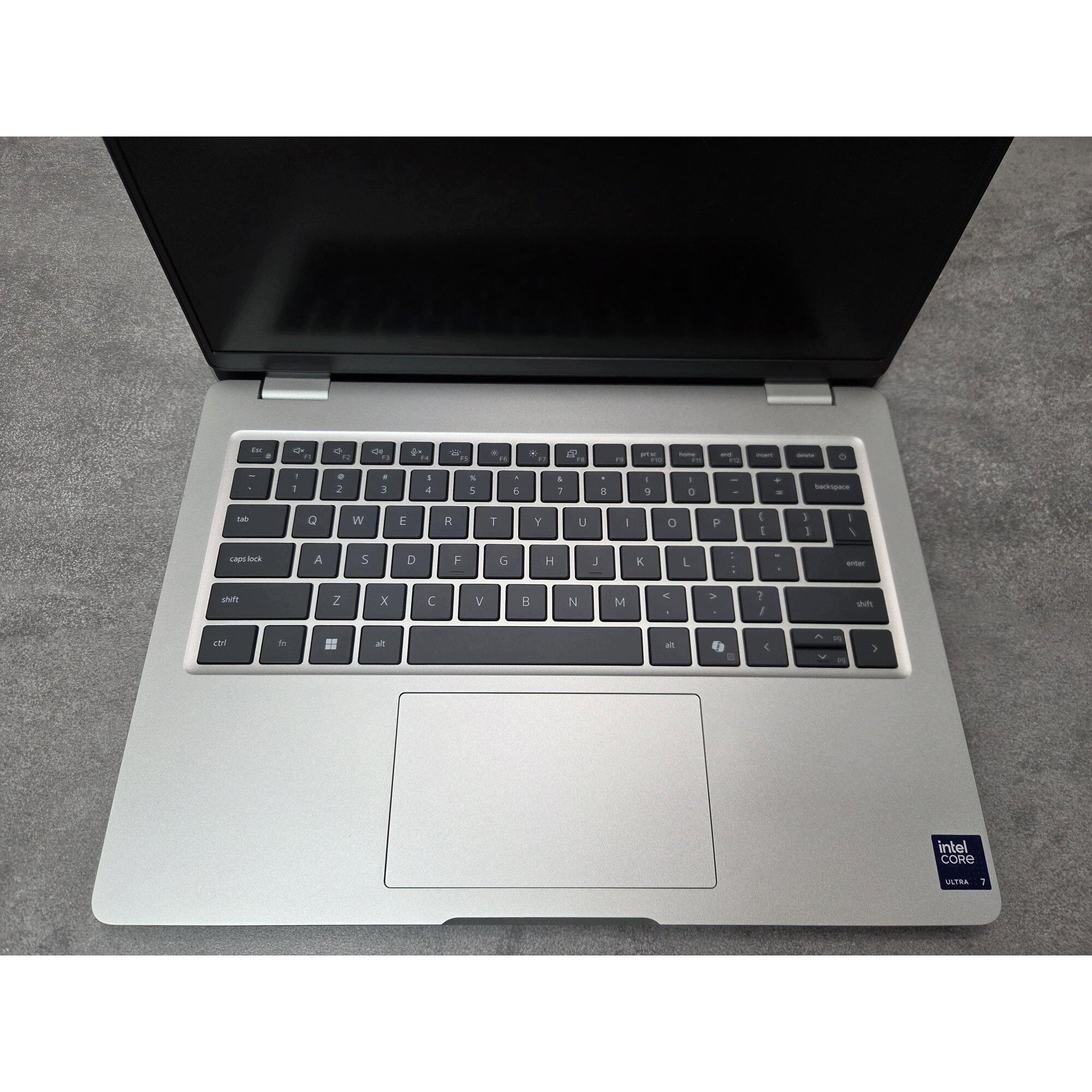 Laptop Dell Pro 14 PC14250 Ultra 7-265U, Intel Core Ultra 7 265U, 16GB DDR5 5600, 512GB SSD NVMe, ecran tactil 14" FHD+ (1920x1200) IPS 300 niti, Thunderbolt 4, Windows 11 Pro, argintiu