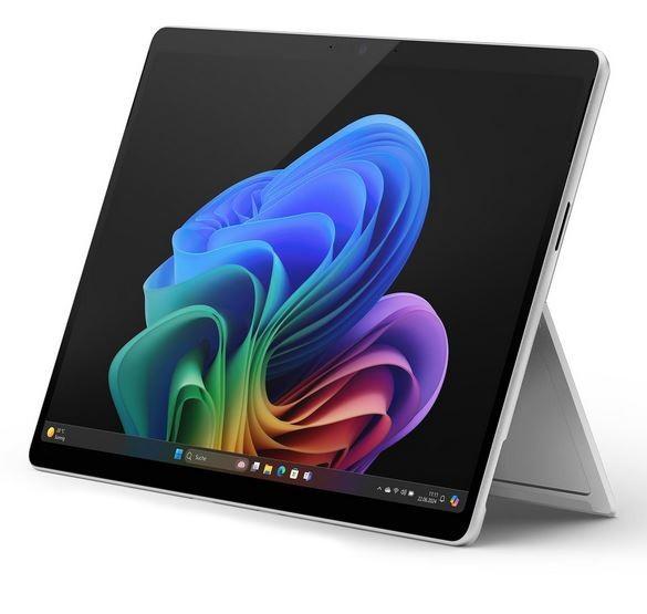 Tableta Microsoft Surface Pro 11 (Copilot+PC), Procesor Qualcomm Snapdragon X Elite, Ecran OLED 13", 16GB RAM, 512GB SSD, Windows 11 Pro (Argintiu)