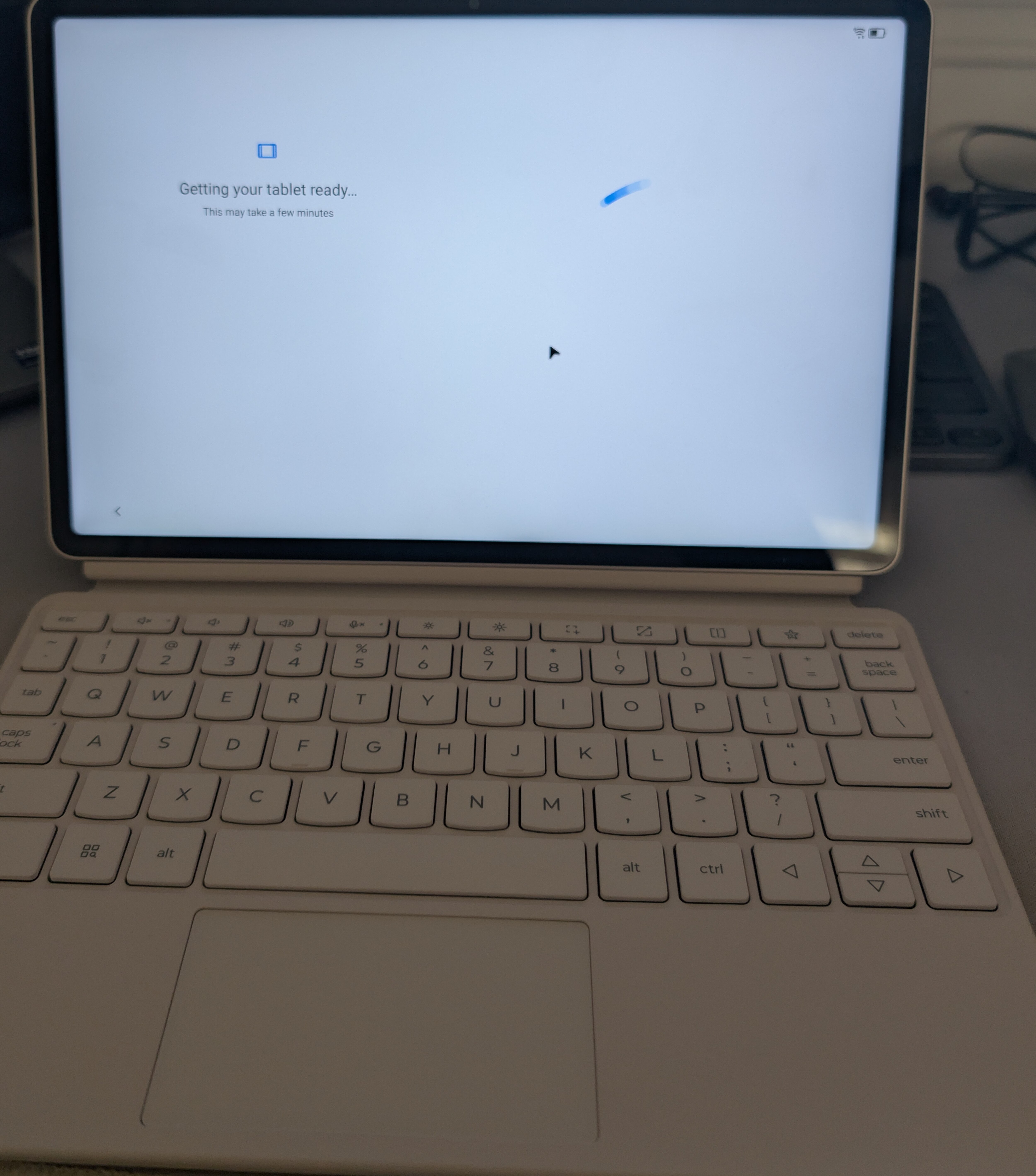 Tableta Lenovo Yoga Tab, 6-Core,11.1" 3.2K (3200x2000) LTPS 600nits (typical) / 800nits (peak) , 12GB RAM, 256GGB, Wifi, Seashell
