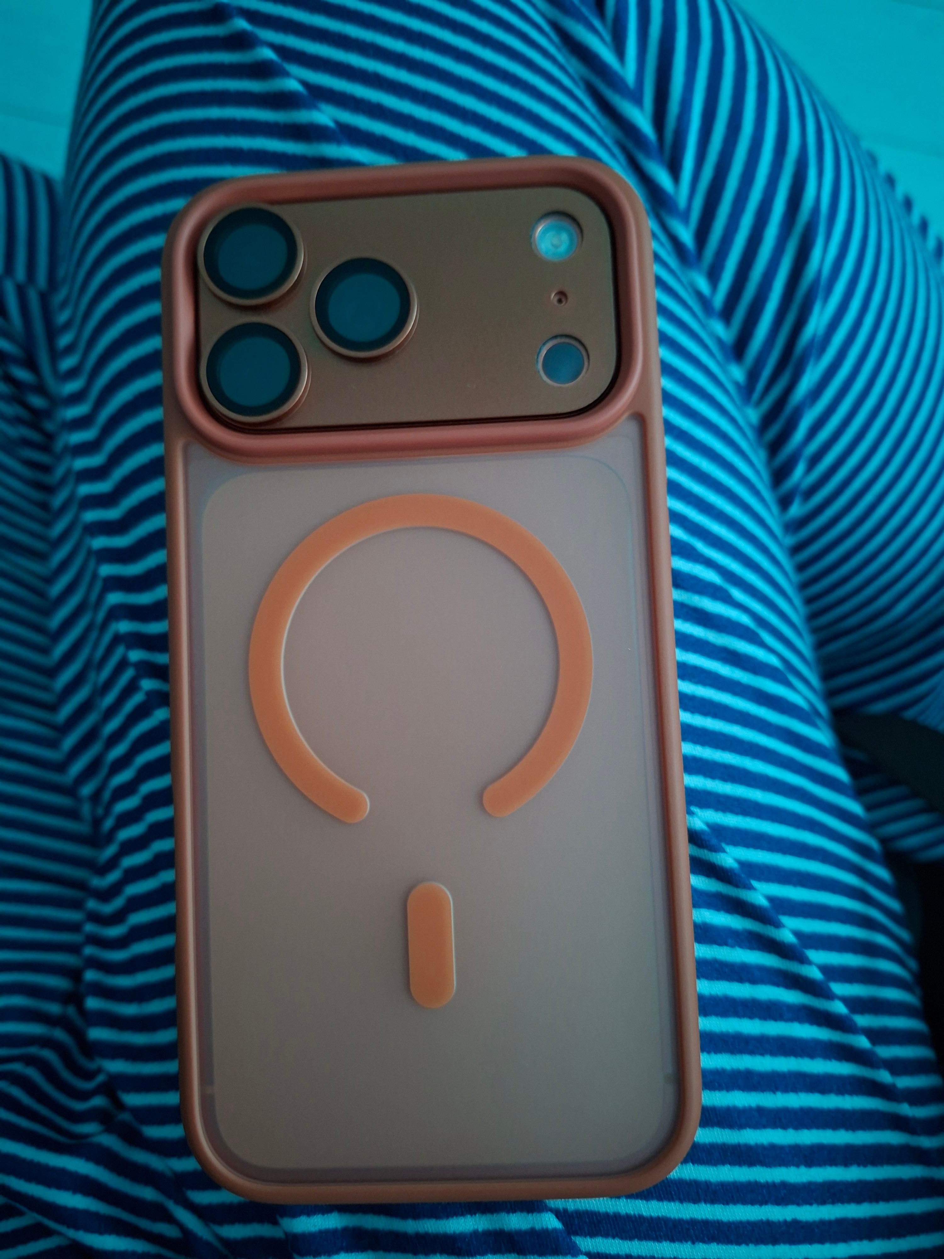 Husa de Protectie, Compatibila Apple iPhone 17 Pro Max, Doctor Shield Fantom, MagSafe - Albastru