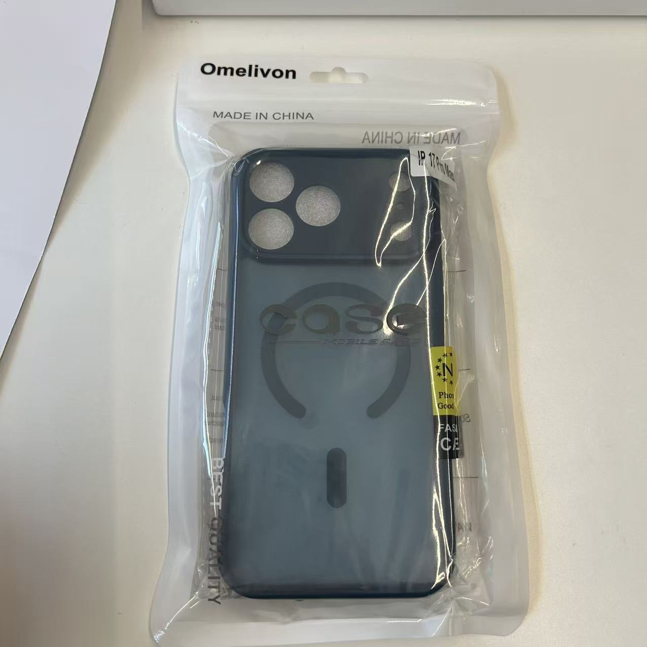 Husa de protectie pentru iPhone 17 Pro Max, Omelivon, MagSafe, Protectie completa, Anti-Soc, Decupaje Precise, Incarcare Wireless, Albastru inchis