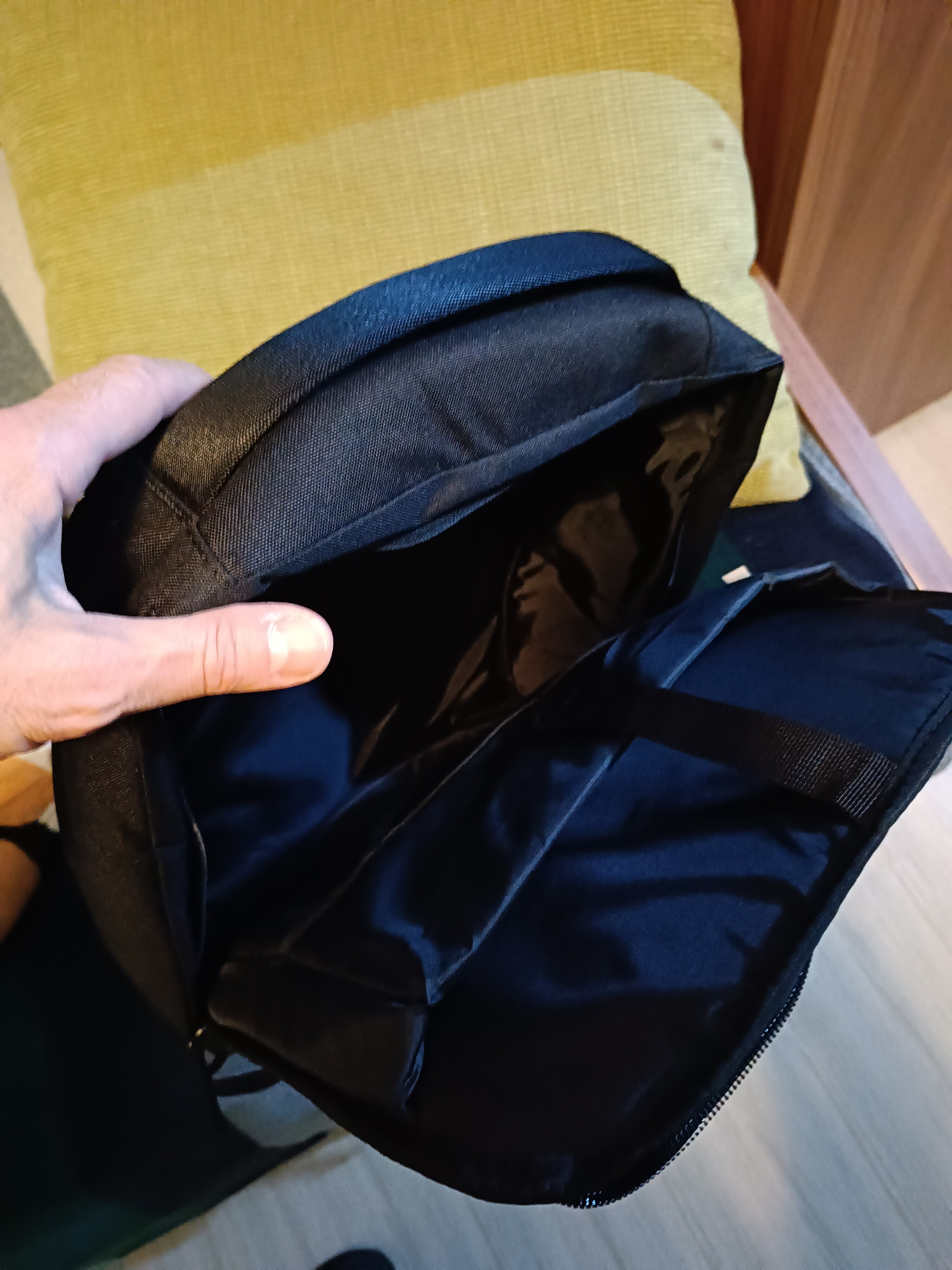 Rucsac laptop ASUS ROG BP1501G 17”, Holographic Edition, rezistent la apa, Negru