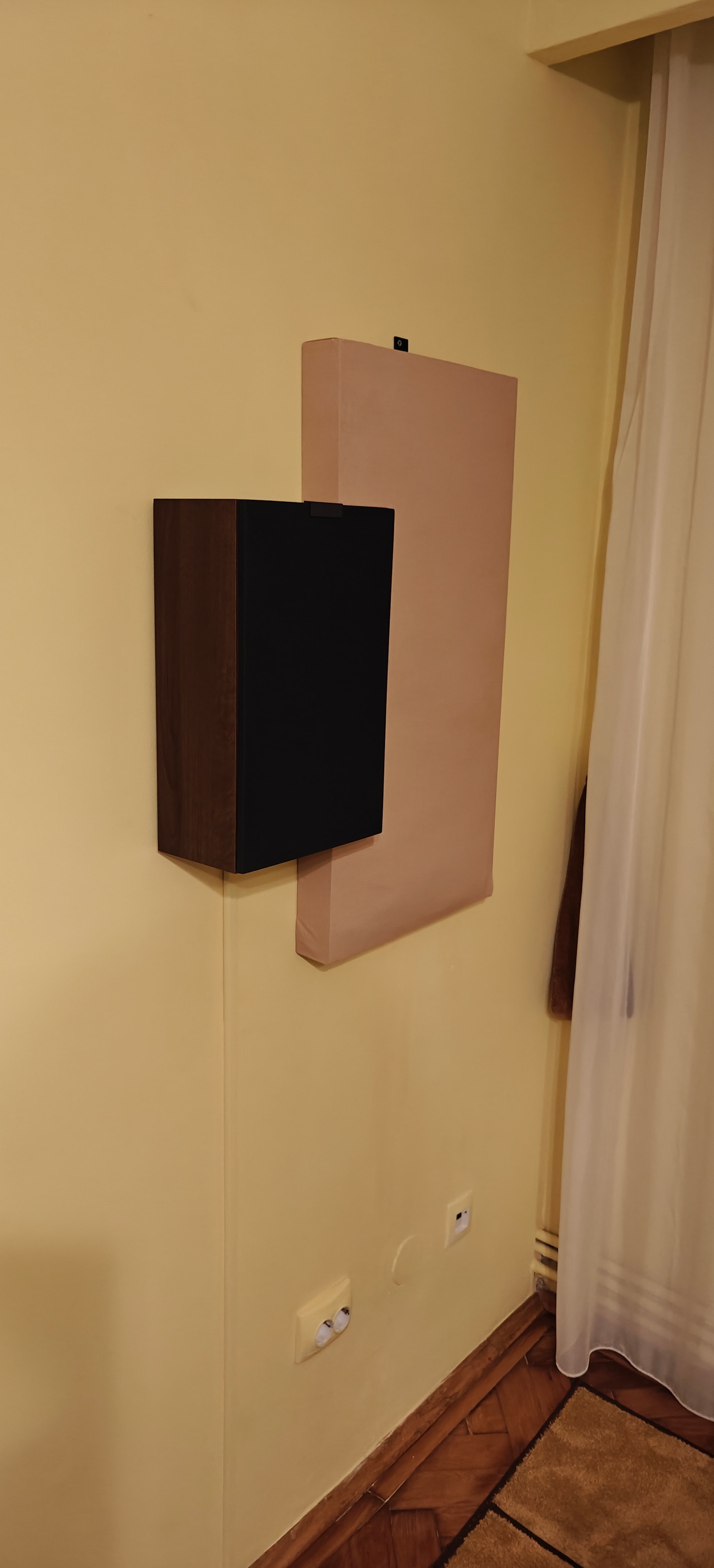 Televizor TCL QD-MiniLed 65C8K, 164 cm, Smart Google TV, 4K Ultra HD, 100Hz, Sunet Bang & Olufsen, Clasa D (Model 2025)