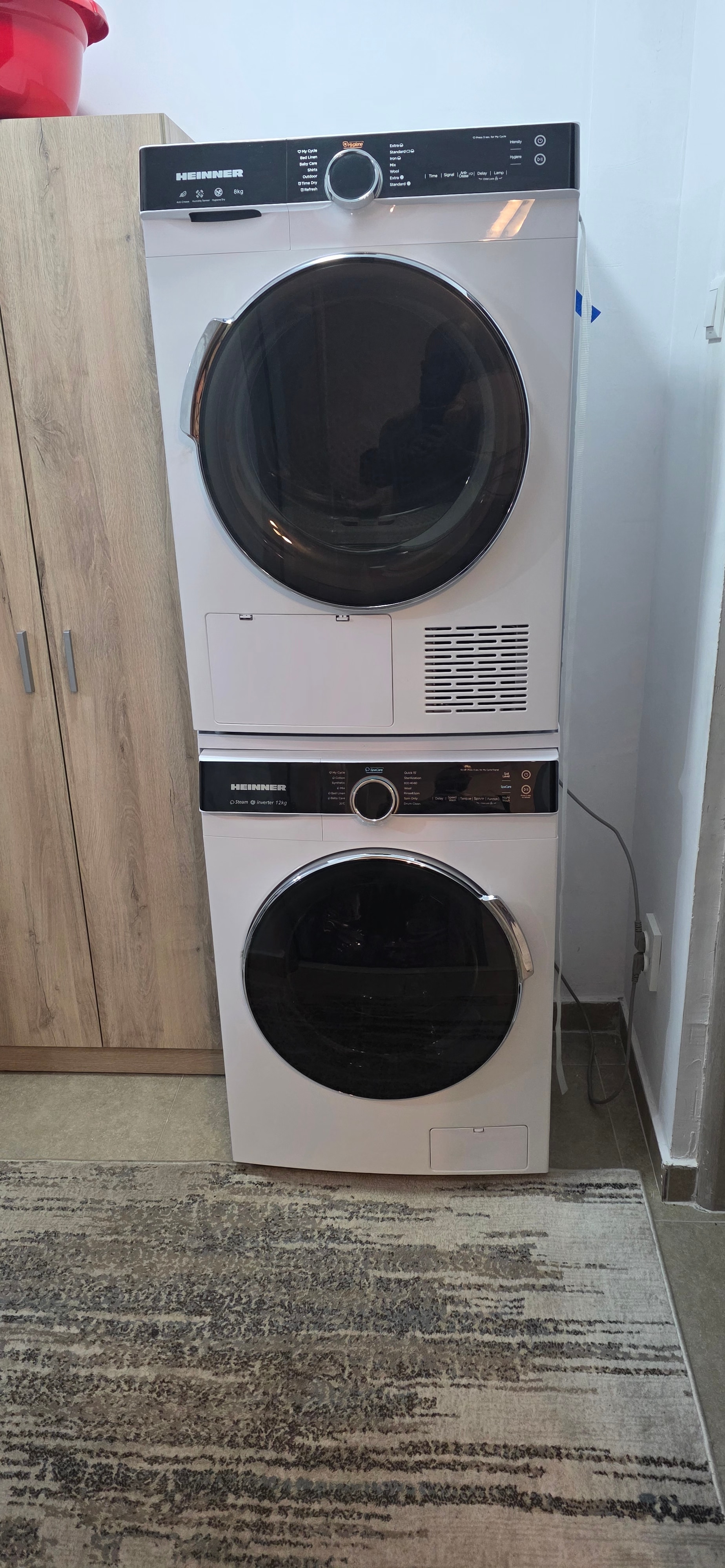 Masina de spalat rufe Heinner HWM-M914IVKA+++, 9kg, 1400 rpm, Clasa A, Motor inverter, 14 programe, Control touch, Display digital, Program rapid 15 min, Program spalare steam, Program baby care, Program sterilizare, Prespalare, Functie adaugare rufe, Alb