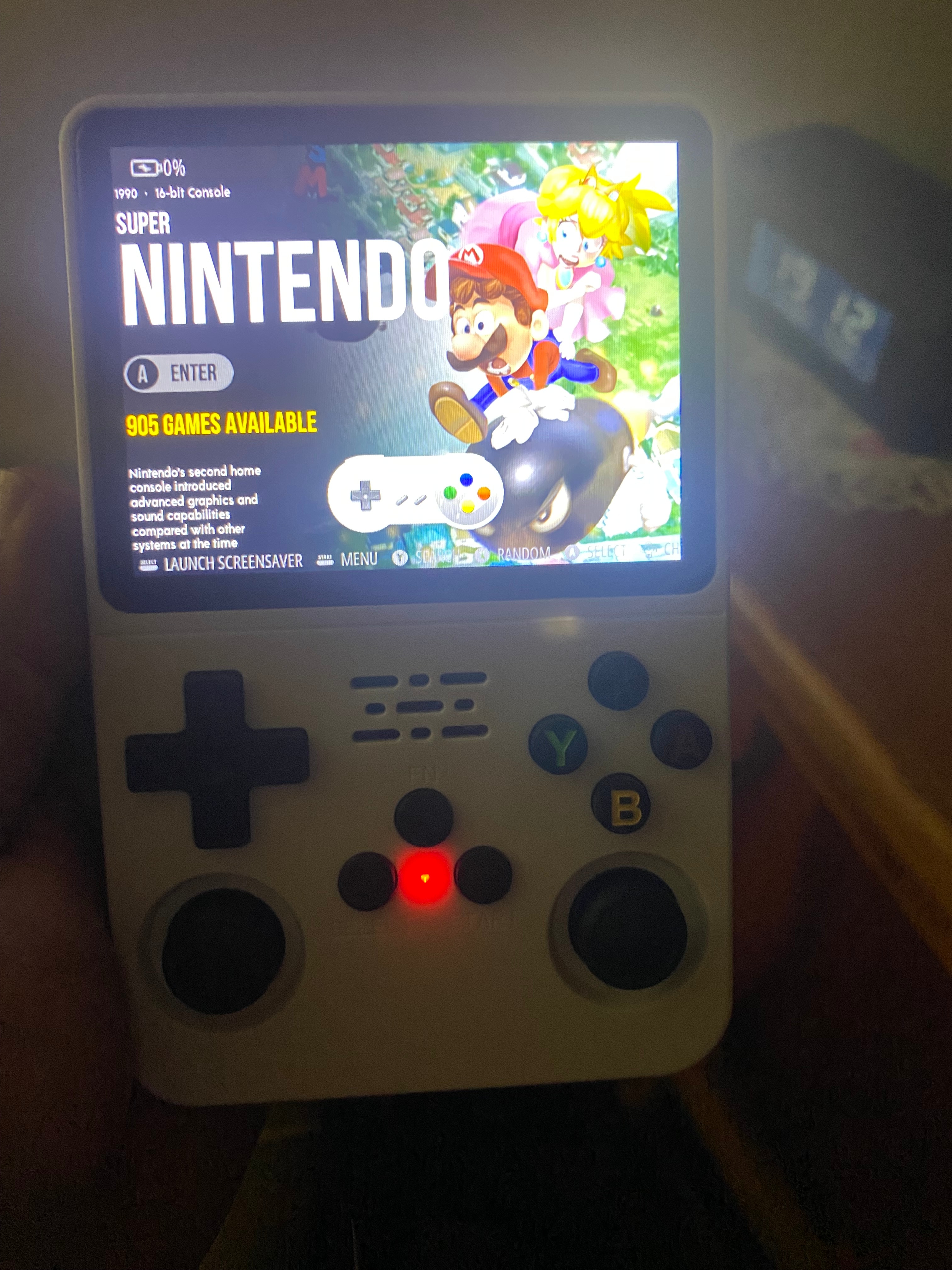 Consola de jocuri retro portabila FRAMMINO®, Air Version R36S, 22682 de jocuri, 128 GB, Linux Ark OS 2.0, ecran IPS de 3, 5 inch, baterie 3000mAh, alba