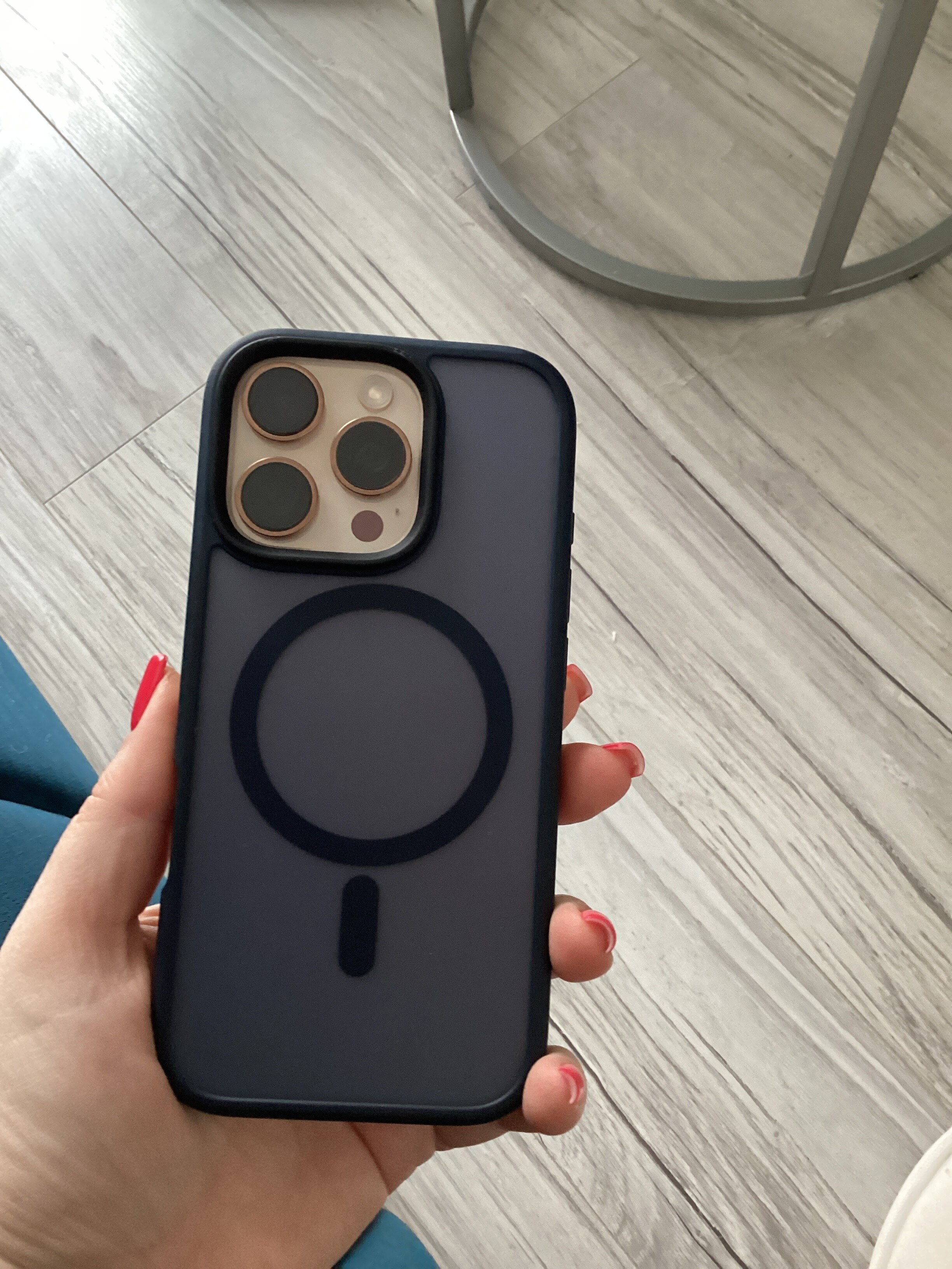 Husa compatibila cu Incarcare Magsafe pentru pentru Apple iPhone 16 Pro, CASEY STUDIOS™, Transparent, de Protectie, Slim, pentru Incarcare Wireless, Margini Ridicate pentru Protectia Ecranului si a Camerelor