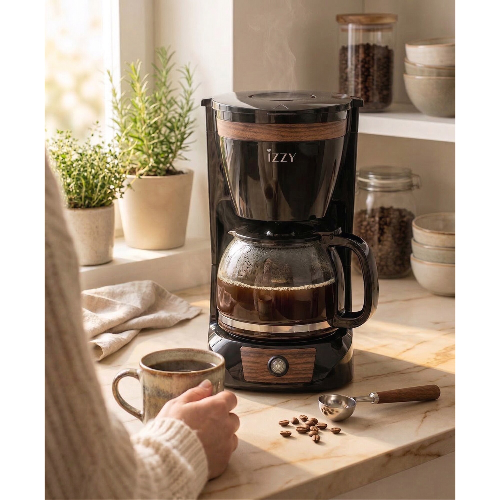 Filtru de cafea Wooden, Izzy, tehnologie aroma control, 1.5 L, 950 W, negru/lemn