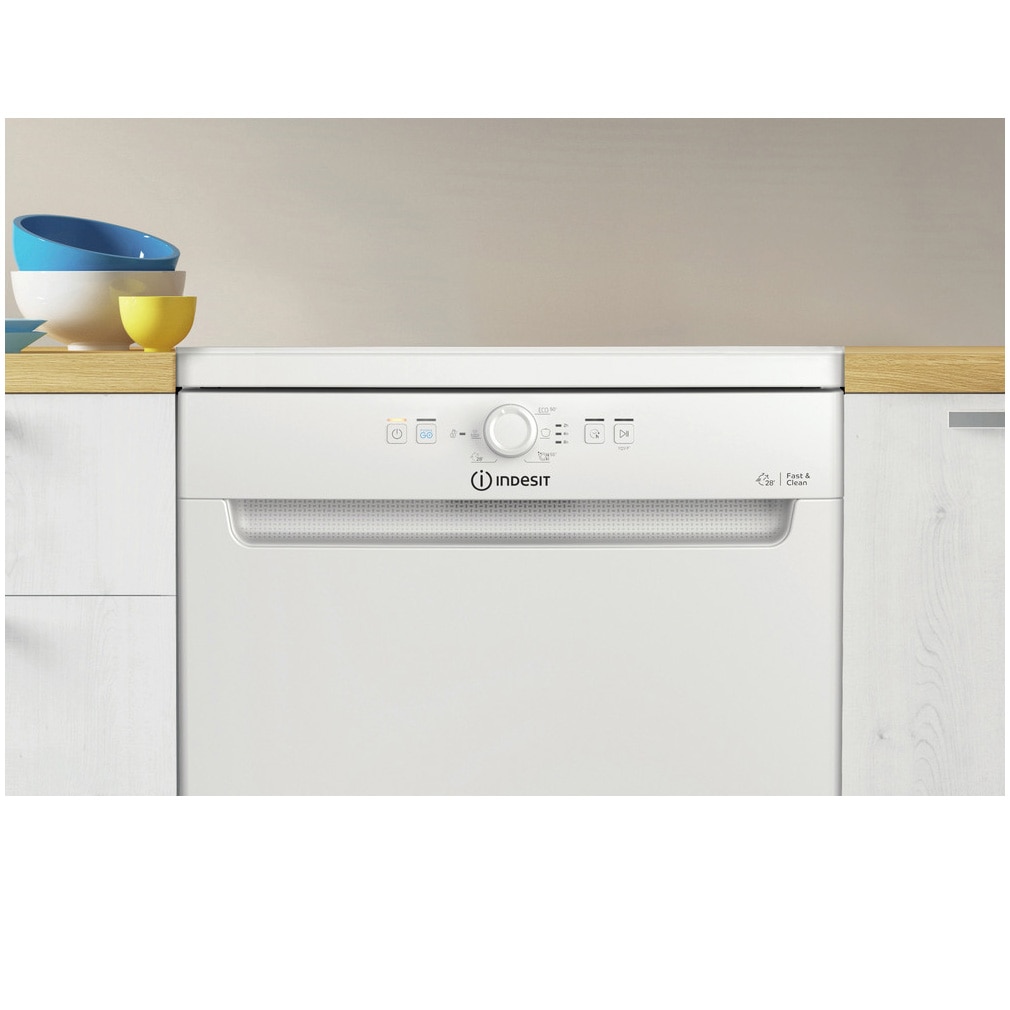 Masina de spalat vase Indesit D2F HK26, 14 seturi, 6 programe, Clasa E, 60 cm, Alb