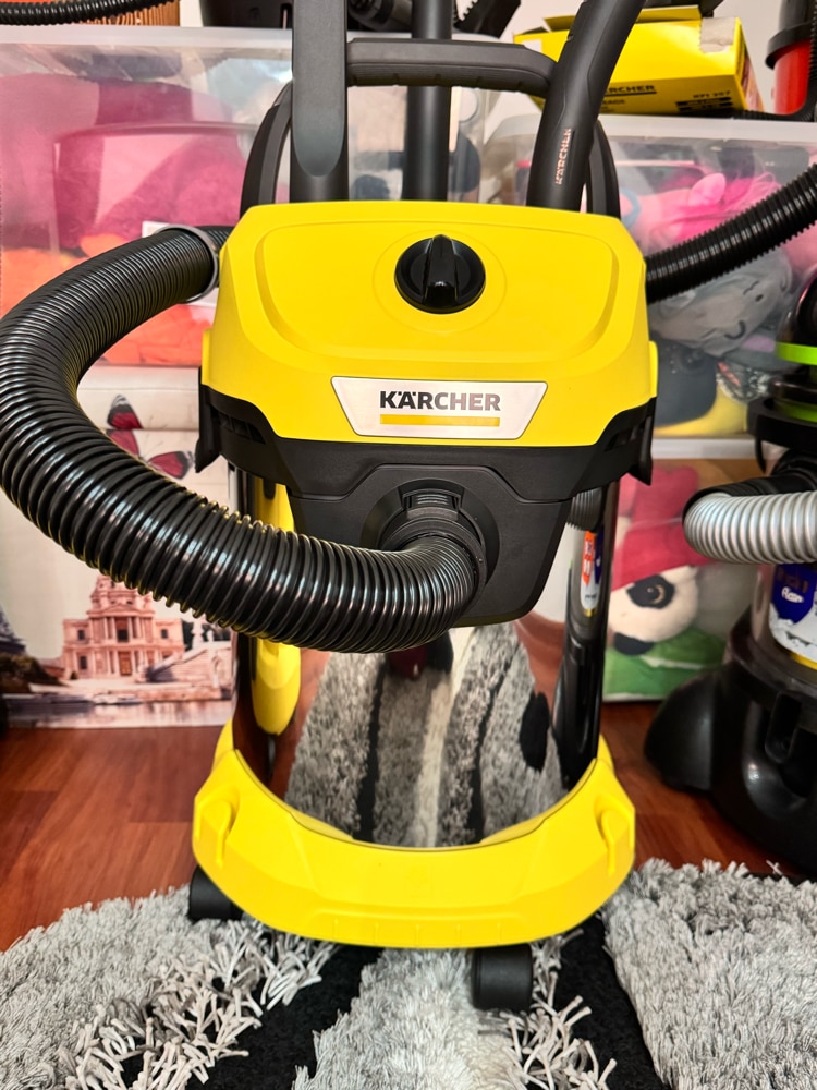 Aspirator umed-uscat Karcher WD 3 S V-17/4/20, 1000 W, recipient din otel inoxidabil 17 l, furtun 2 m, functie de suflare, filtru cartus, 5 saci de filtrare, 1.628-152.0, Galben/Negru/Metal