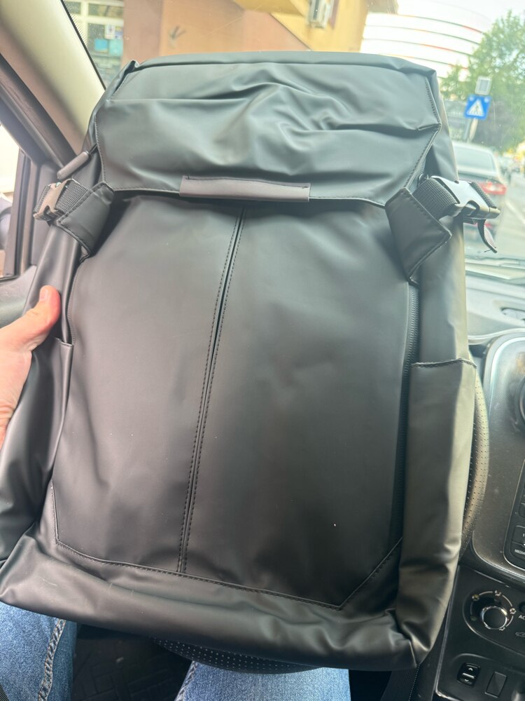 Rucsac Calatorie pentru Laptop, EYUSALL, 1 compartimente, buzunar frontal x 1, buzunar lateral x 2, Rezistent la apa, Rezistent la zgarieturi, 15.6 inch, 28 x 14 x 44 cm, Negru