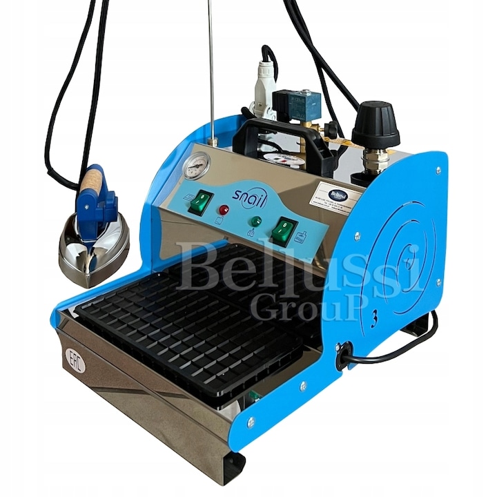 Generator de abur Comel Snail 3 cu fier de calcat electric cu aburi Comel 721 PAB