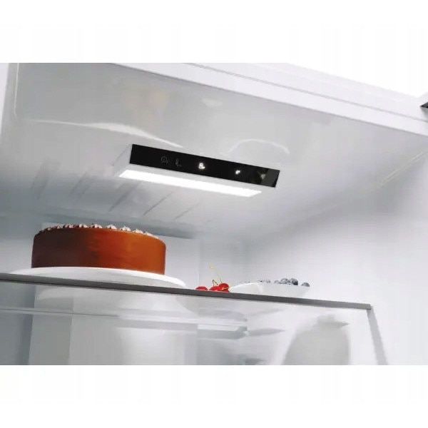 Frigider Candy Fresco 300, 205cm, No Frost, 289l, alb
