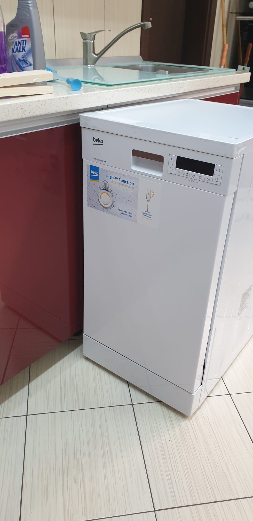 Masina de spalat vase Beko DFS26024W 10 seturi, 6 programe, Clasa E, Motor ProSmart Inverter, Fast+, HalfLoad, SuperRinse, Quick&Clean, AutoGlassShield, 45 cm, Alb