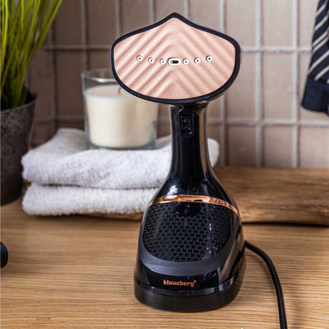 Parownica verticala 1500W, 400ml, ceramica, compacta, pentru imbracaminte