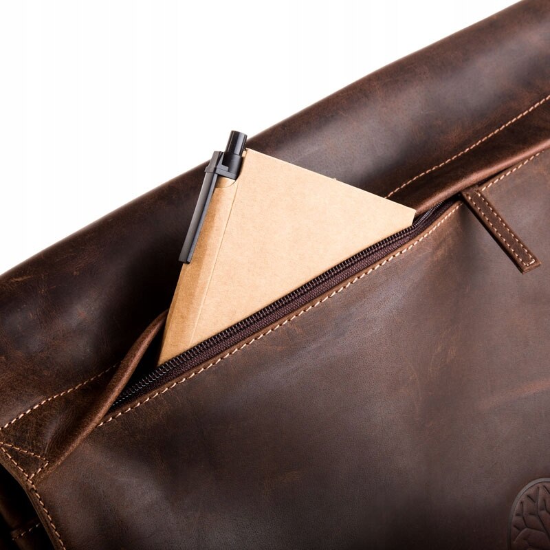 Geanta pentru laptop de 15.6", Betlewski, Hunter, Piele naturala, 40x32x14 cm, Curea ajustabila, Maro