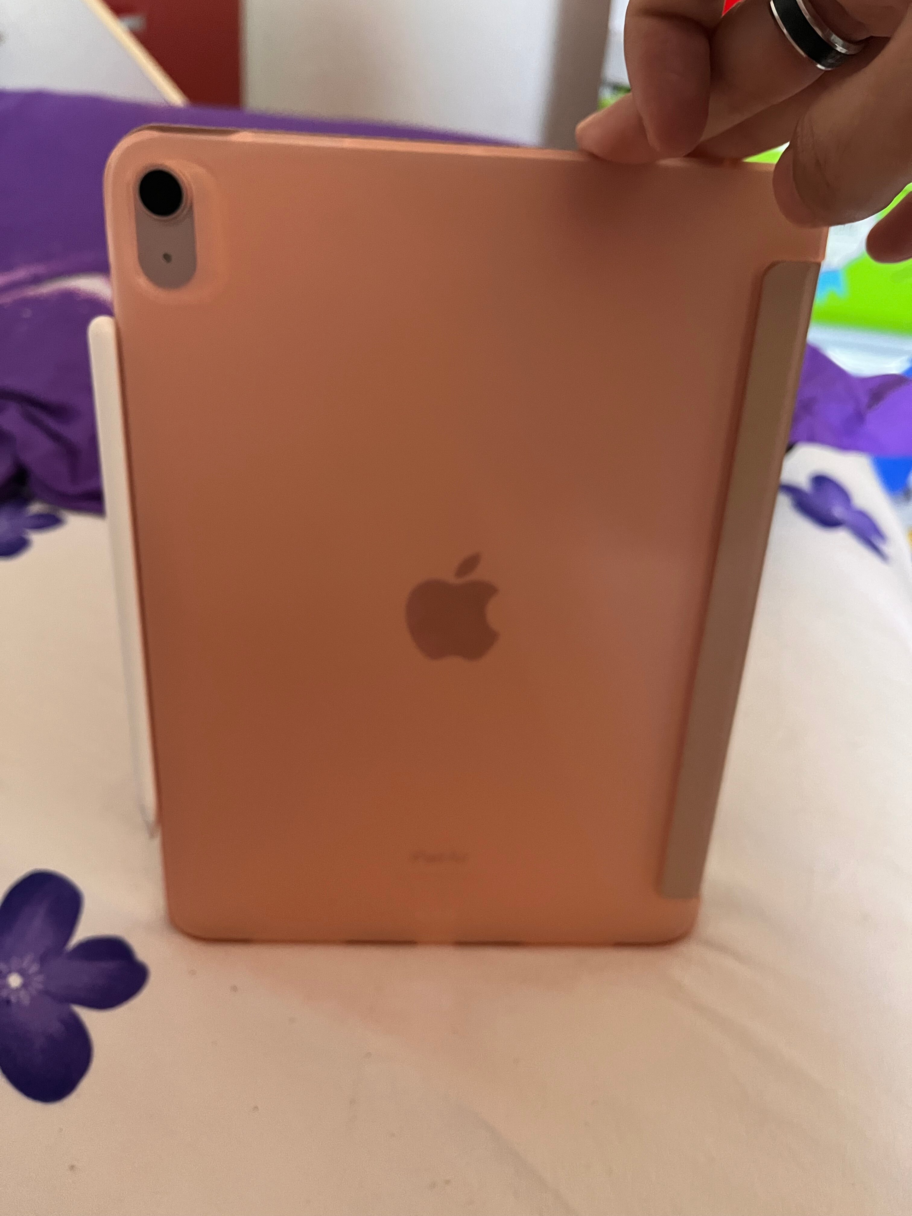 Husa de protectie tableta ESR, Rebound Slim pentru Apple iPad AIR 4 2020/ AIR 5 2022, Roz/Auriu