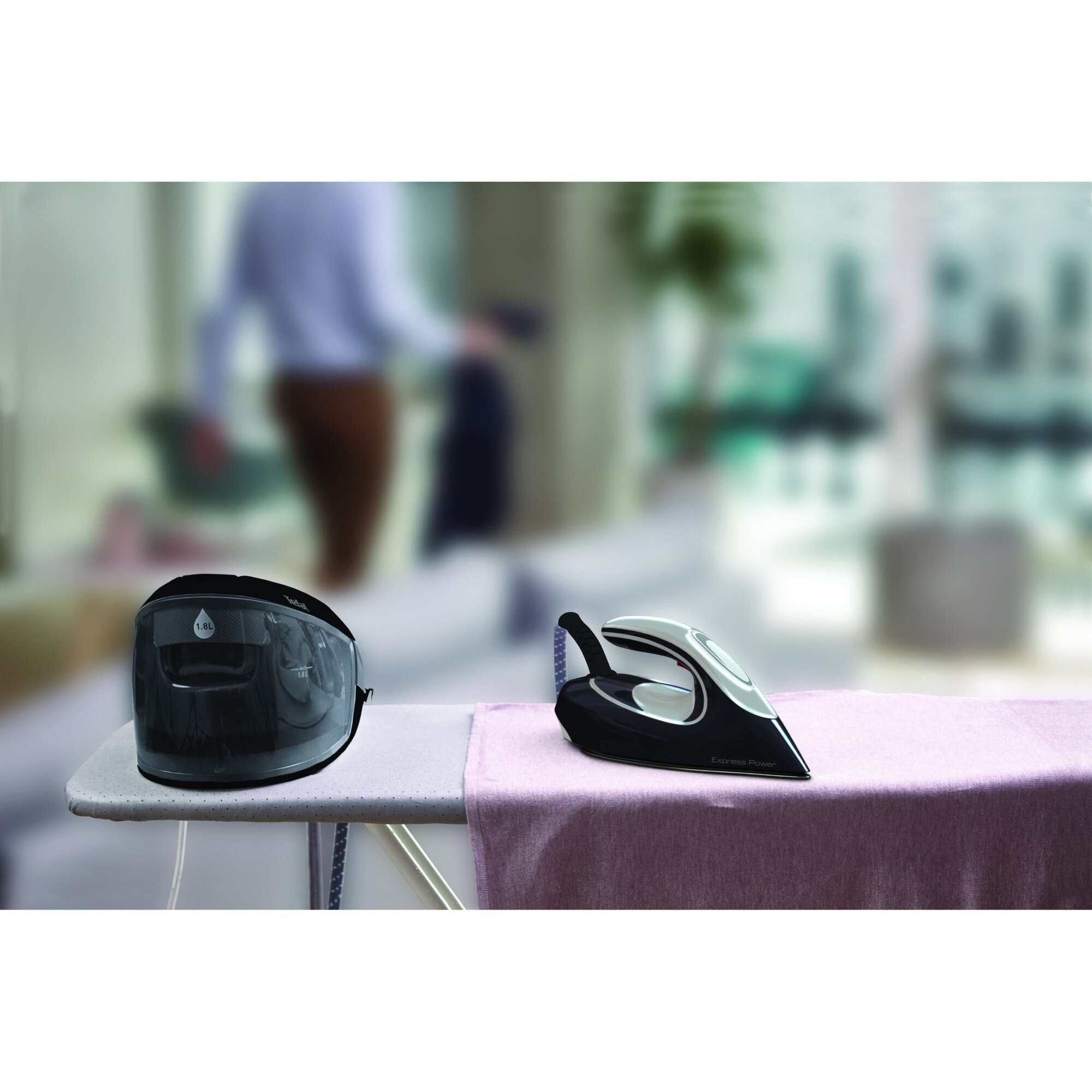 Statie de calcat Tefal Express Power SV8062E0, 2800W, 6.8 bar, abur variabil 130g/min, talpa Durilium AirGlide, capacitate rezervor 1.8L, negru/argintiu
