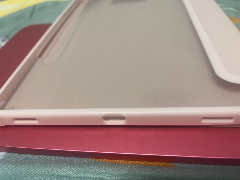 Husa pentru Apple iPad 11 (2025) cu Suport Pencil, Piele eco, Smart Cover – Graffiti