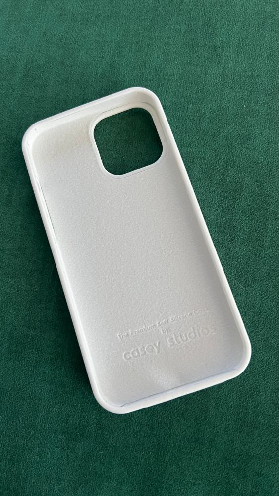 Husa CASEY STUDIOS™ pentru Apple iPhone 13 Pro Max, Soft Silicone Premium, Microfibra in Interior, Webster Green, de Protectie, Ultra Slim, pentru Incarcare Wireless, Margini Ridicate pentru Protectia Ecranului si a Camerelor